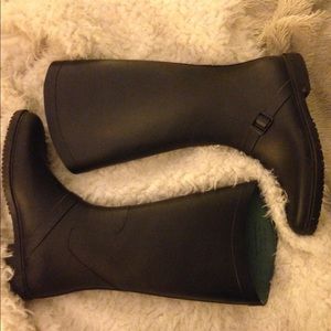 Clarks rain boots with removable fleece liners
